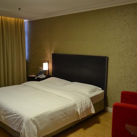Weihai Sophia Hotel Buitenkant foto