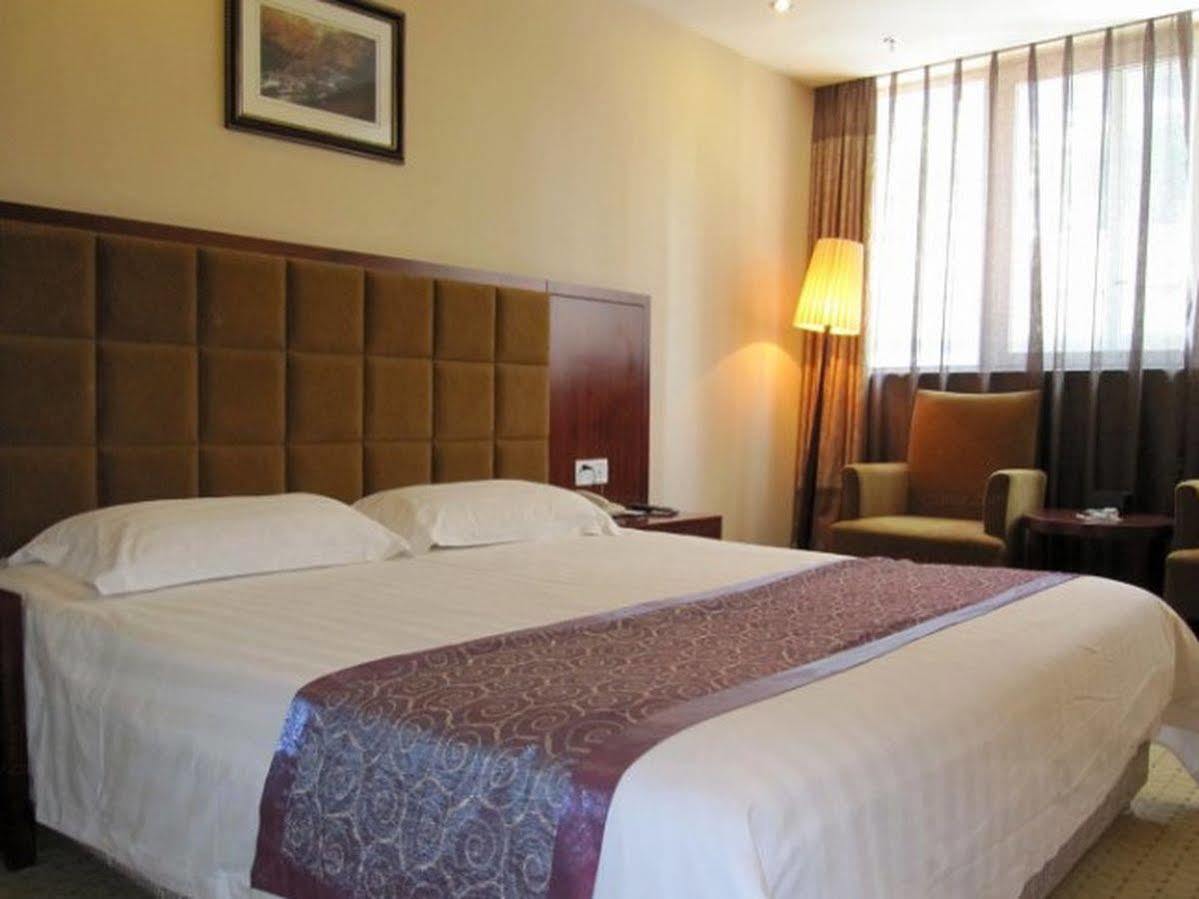 Weihai Sophia Hotel Buitenkant foto
