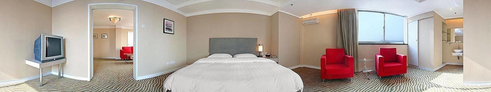 Weihai Sophia Hotel Buitenkant foto