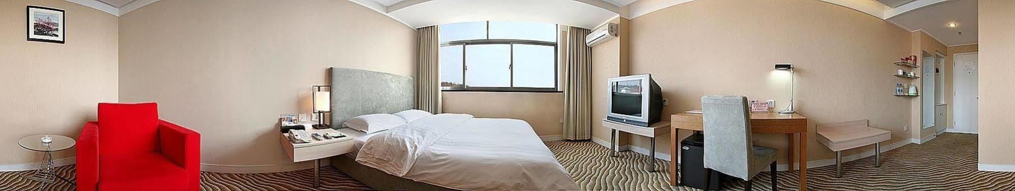 Weihai Sophia Hotel Buitenkant foto